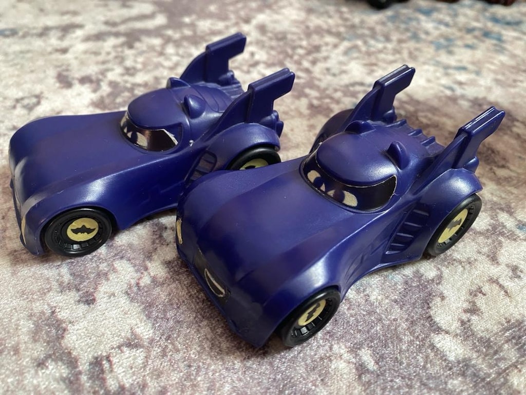 Orjinal Hot Wheels Metal Arabalar & DC Batman Araç ve Figür Seti - 4