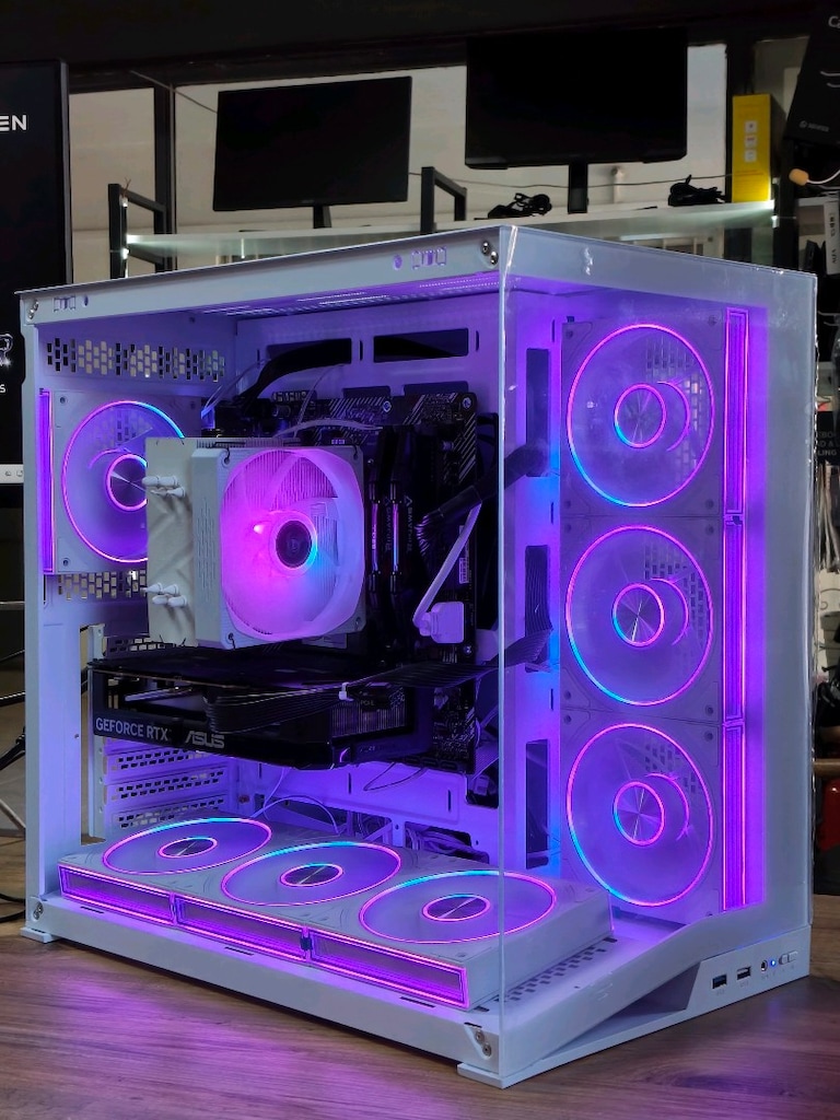 RTX 5060 RYZEN7 5700X 16GB RAM 1TB M2SSD 750W AKVARYUM KASA
