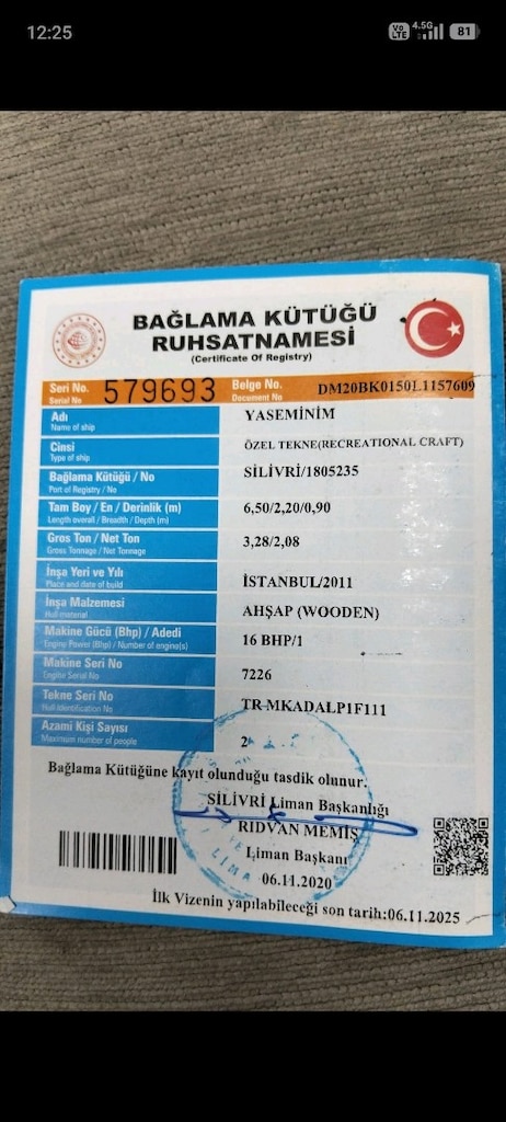 Büyükçekmece Mimarsinan Limanı'nda bağlı