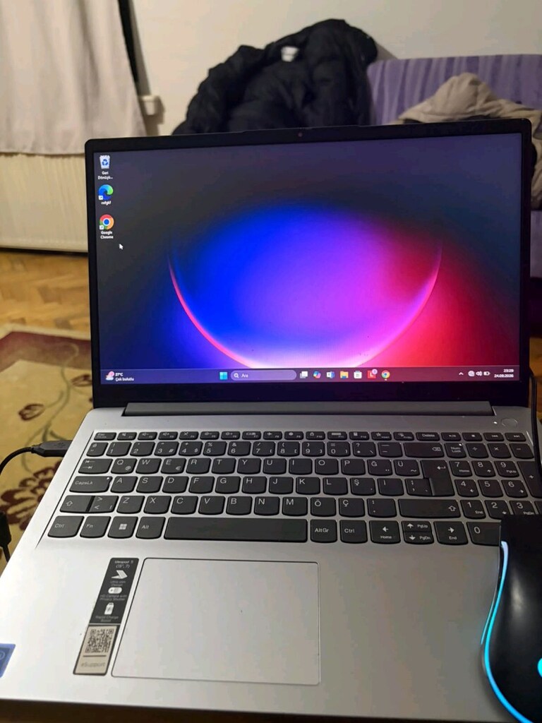 Lenova Leptop - 3