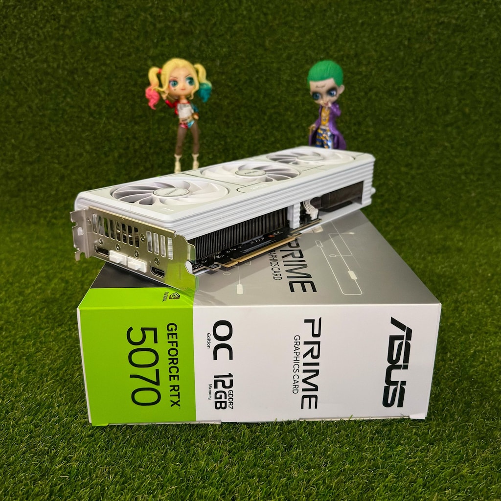 ASUS PRIME GEFORCE RTX 5070 WHITE OC 12GB GDDR7 GARANTİLİ - 5