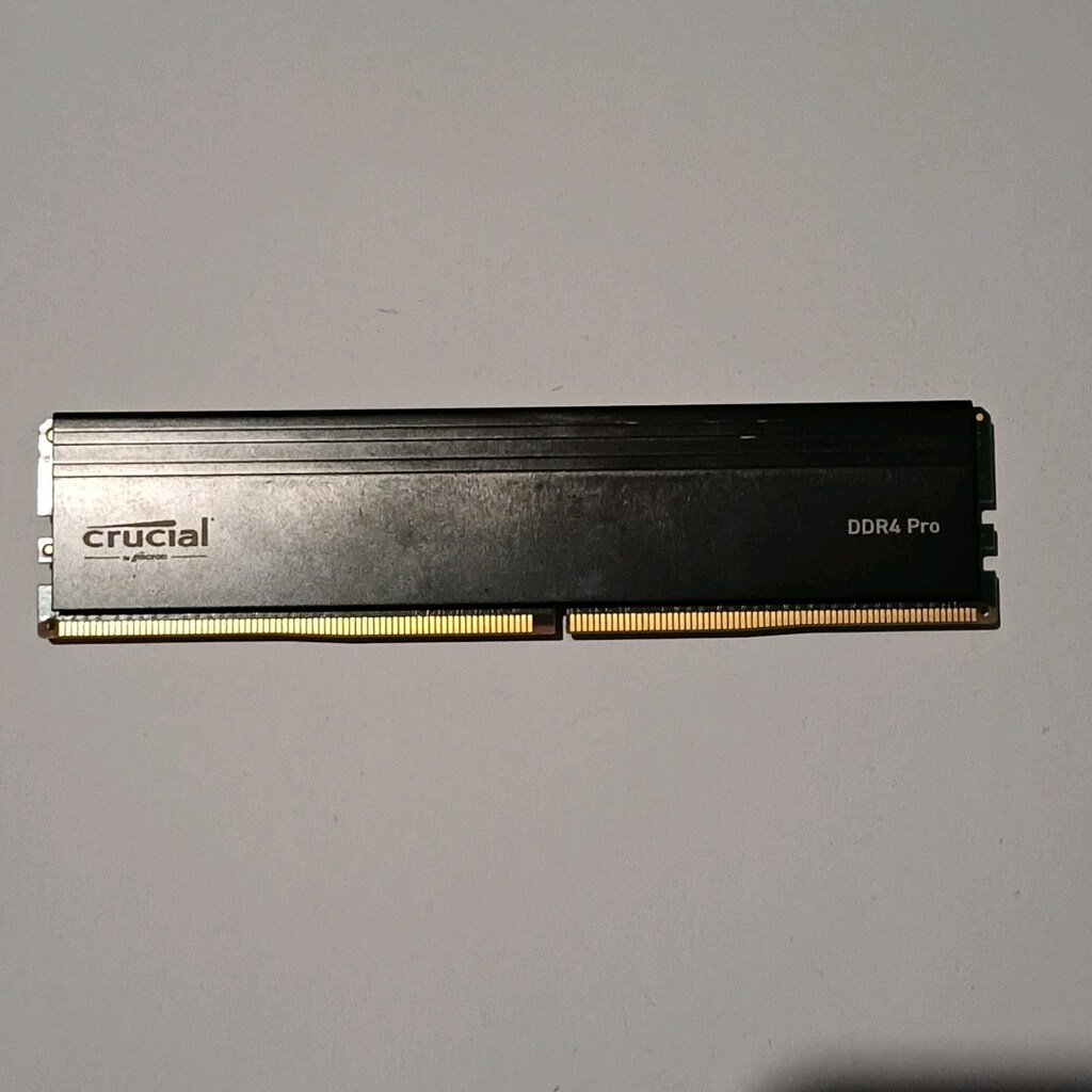crucial pro 16x1 3200 mhz ddr4 ram sıfır sayılır - 3