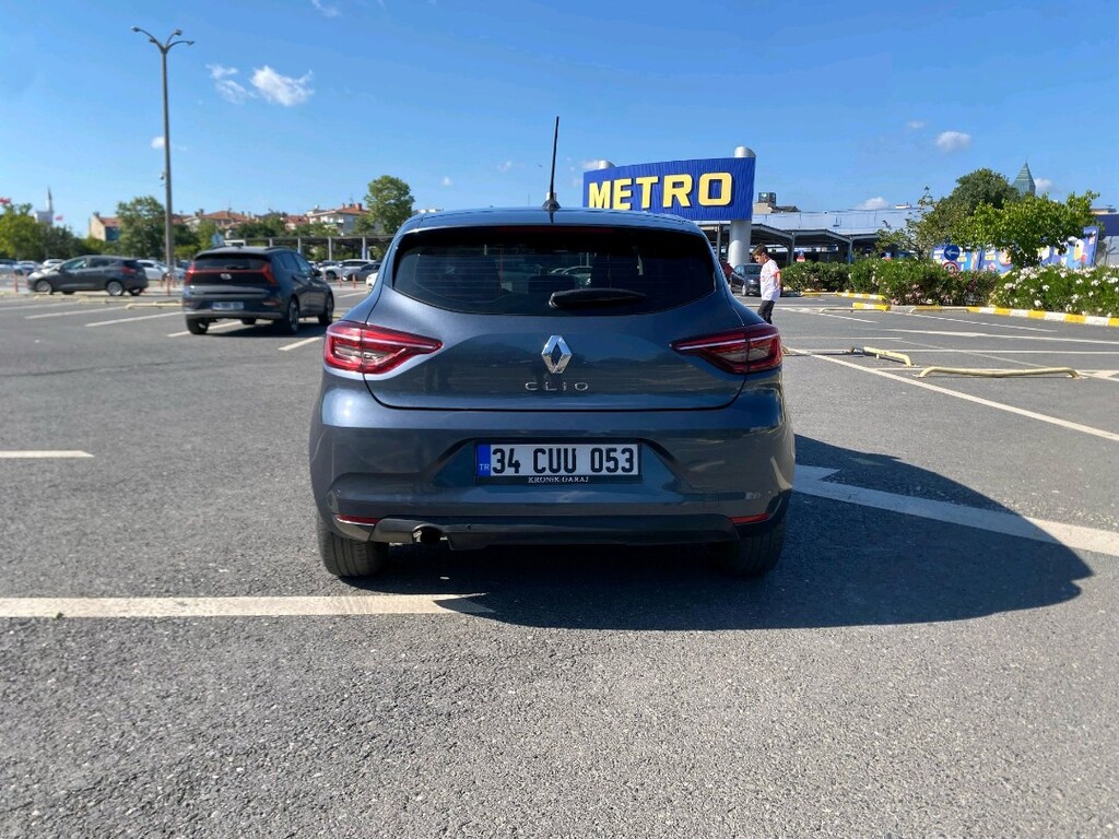 sahibinden temiz tramersiz 2020 clio - 6