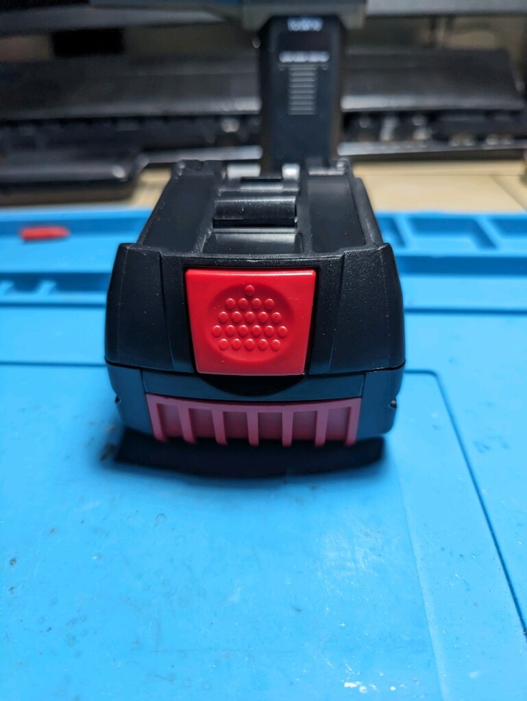 BOSCH MATKAP BATARYASI SIFIR - 4