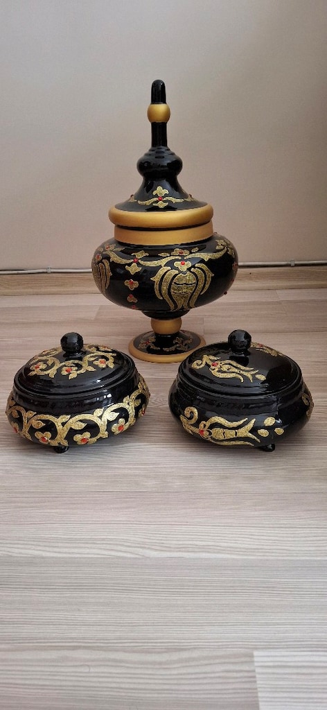 Üçlü süs eşyası - 2