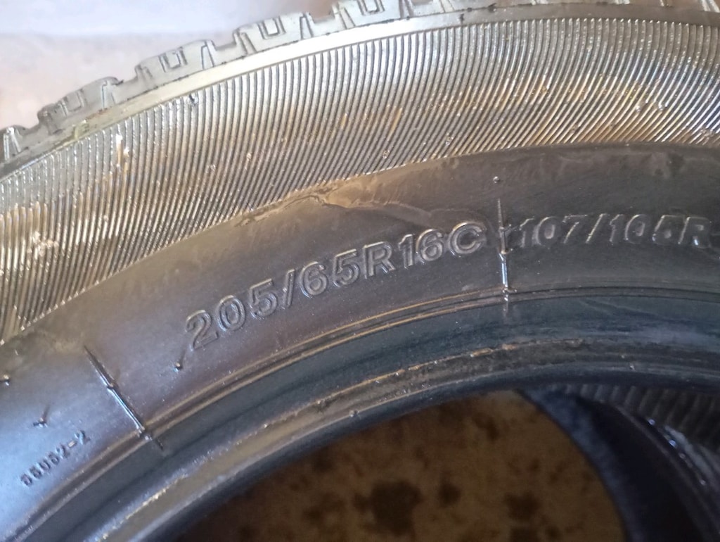205/65/16 - 6
