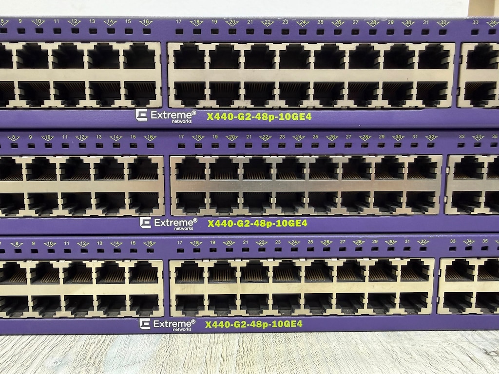 Extreme Summit X440-G2-48p-10GE4 Ağ Anahtarı (Switch) - 2