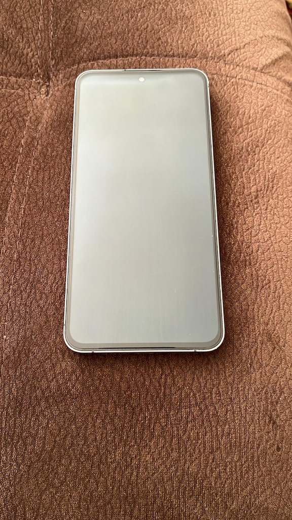 SAMSUNG S24FE 8GB RAM 128GB HAFIZA ORJİNAL KILIF 11 AYAKADAR GARANTİ