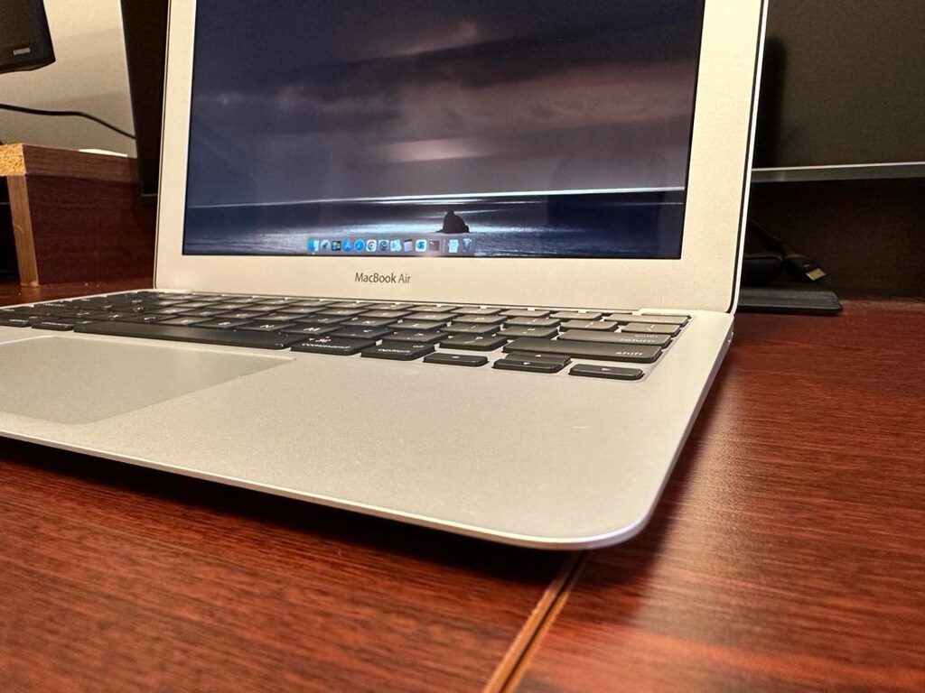 Macbook Air A1465 256gb - 5