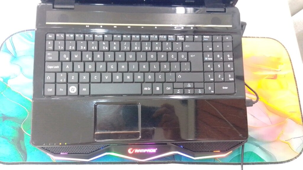 Intel pentium 4 GB ram 160 hhd Casper laptop Notebook - 2