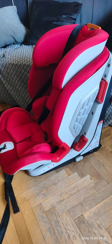 Chicco oto koltuğu Youniverse Fix 1 2 3 (9-36kg) - 2