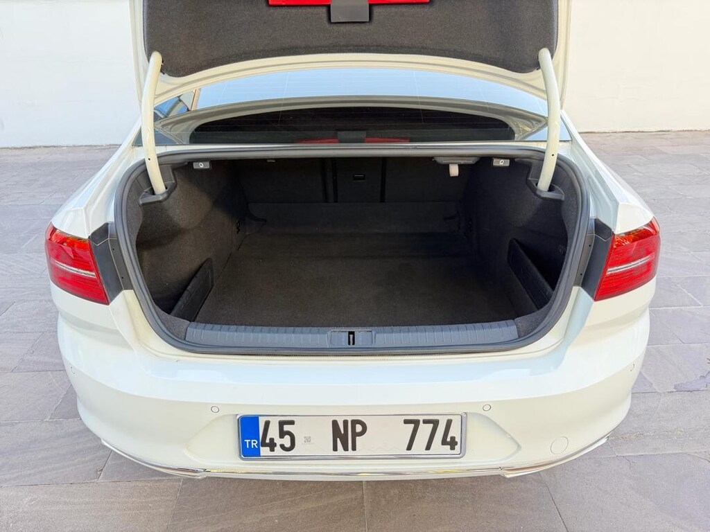 Volkswagen PASSAT 1.6 TDİ Otomatik Cam Tavan - 12