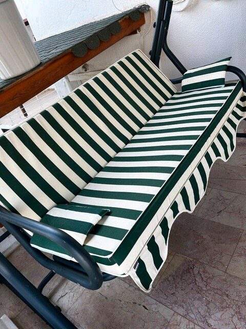 Bahçe/Balkon Salıncağı – Çok Temiz Durumda