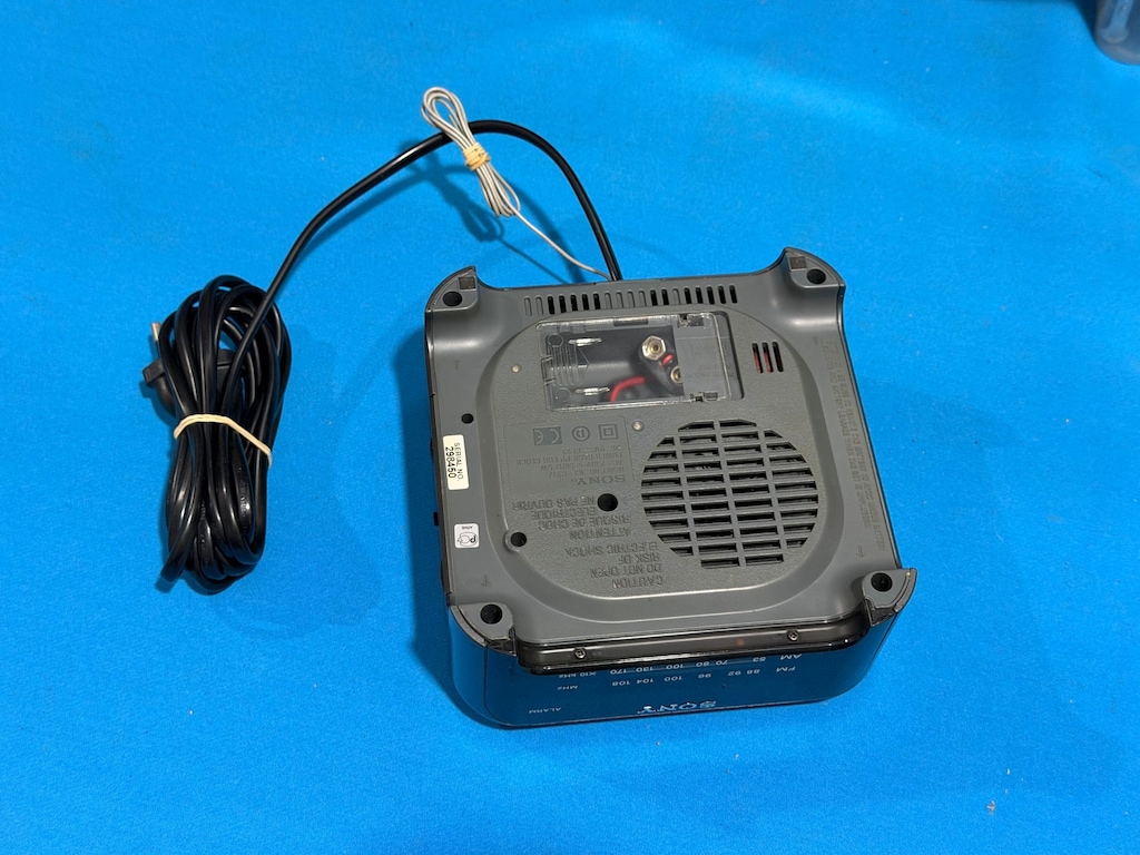 Sony ICF-C217 Dream Machine FM-AM Alarmlı Saatli Radyo - 8