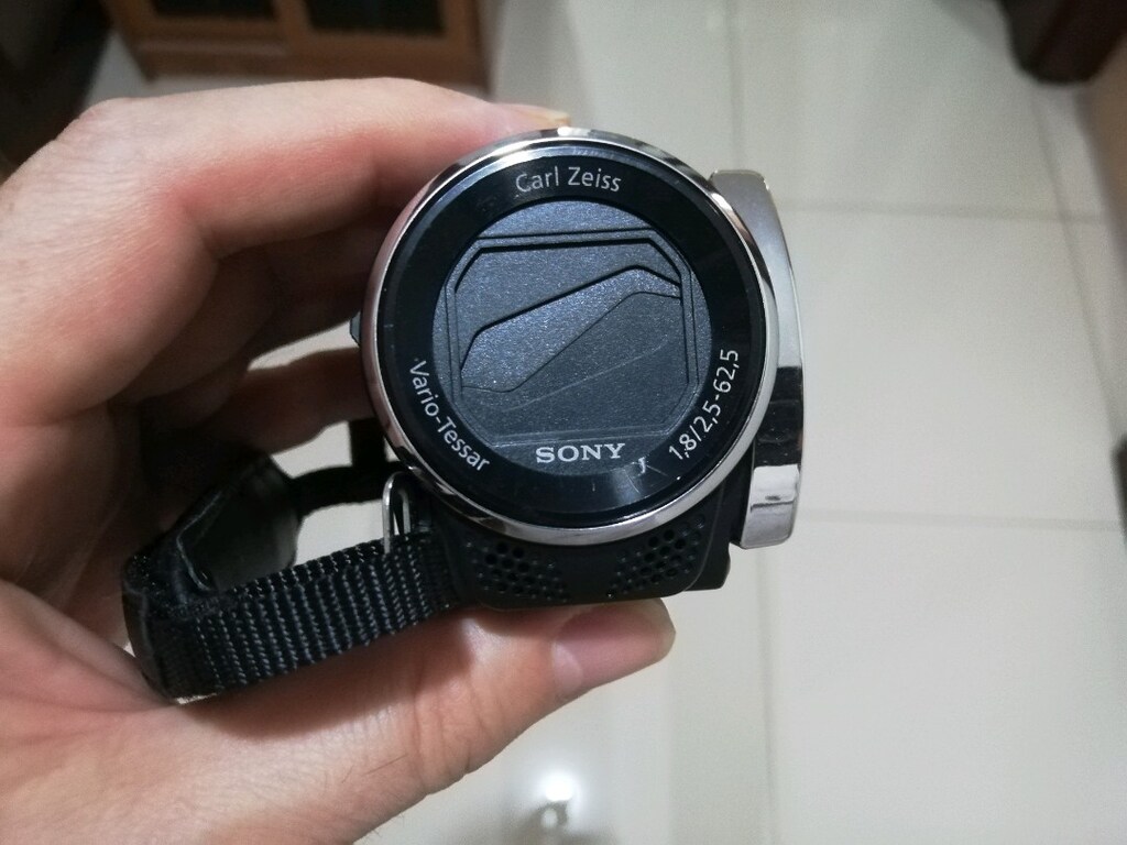 SONY VİDEO KAMERA CARL ZEİS LENS - 2