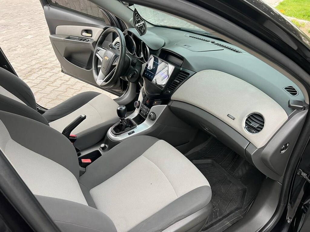 Chevrolet Curuze LS Plus - 8