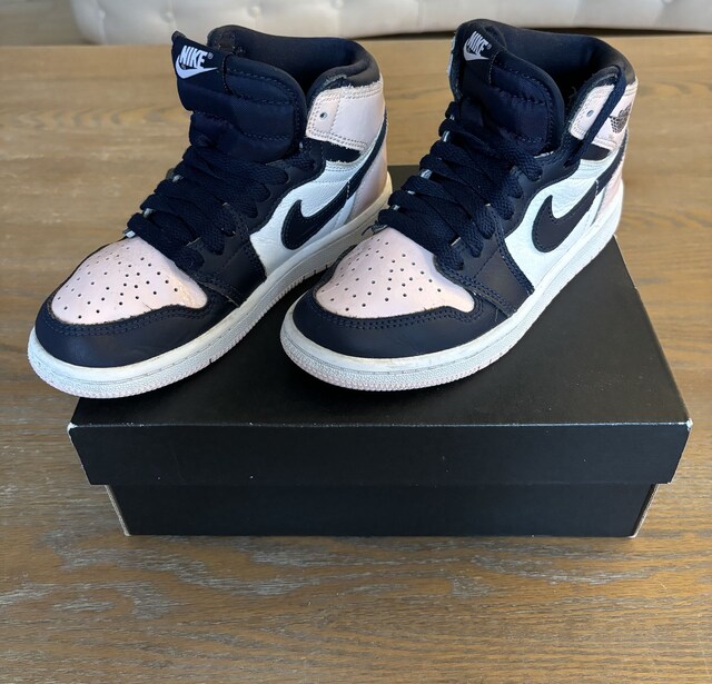 Air Jordan 1 High ''Bubble Gum'' Çocuk Sneaker ''31.5 Numara''