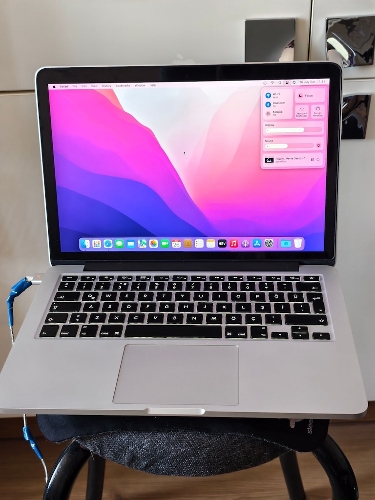 MACBOOK PRO 2015 - İ5 - 2K RETİNA EKRAN - 256 GB SSD - 8 GB RAM - 12