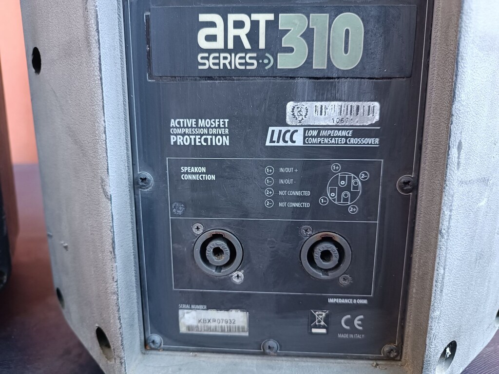 RCF MK4 10 inç 400W RMS 2 Yollu Aktif Sahne Monitörü (ART 310-A) - 14