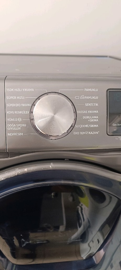 Samsung çamaşır makinesi 10 kg tertemiz sağlam çalışan 1400 devir!!! - 6