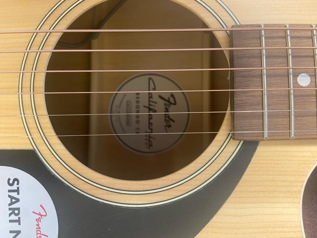 FENDER CALIFORNIA DEBUT REDONDO - 4