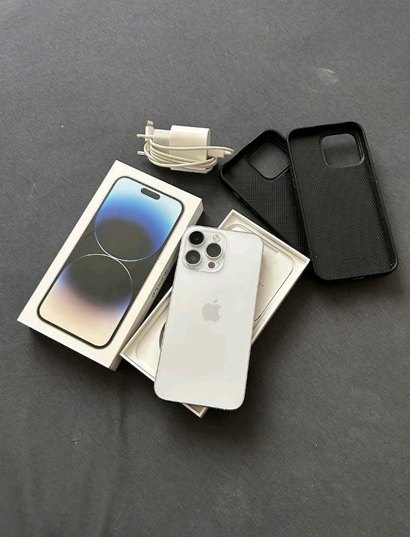 Yurtiçi iPhone 14 Pro Max 256Gb (16 Ay Apple Türkiye Garantili)