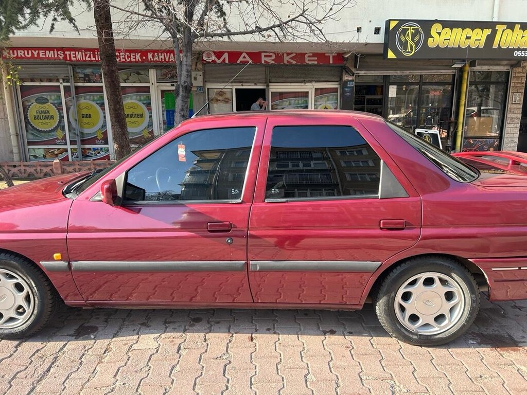 Ford escort - 3