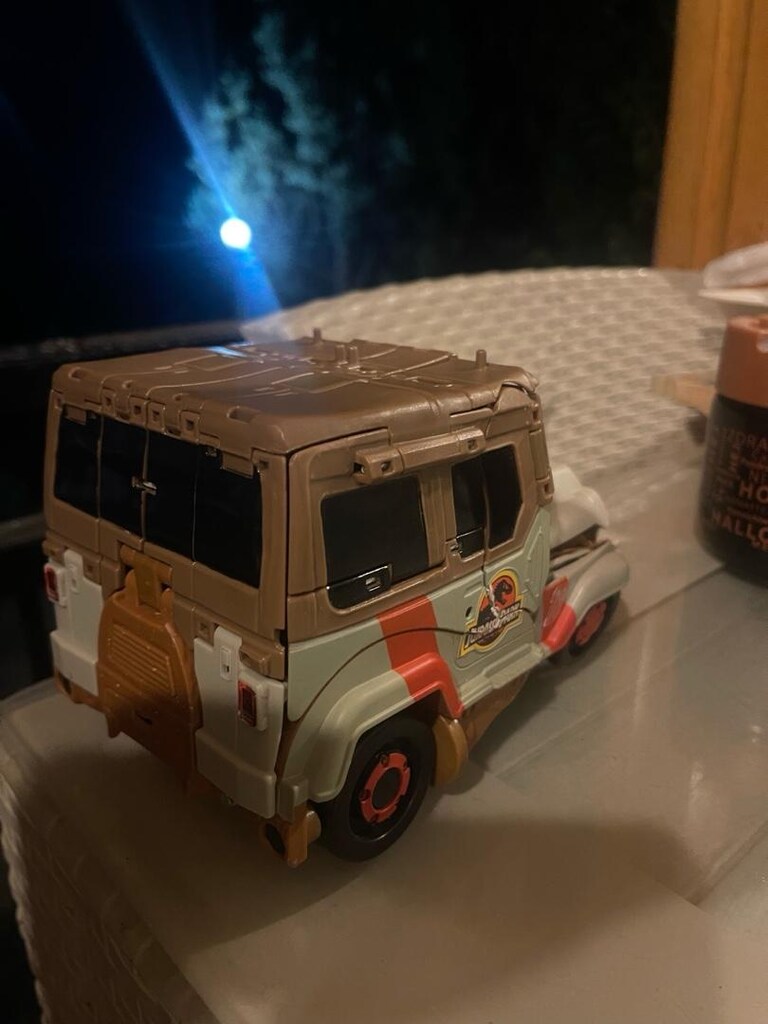 jurassic park 40 cm dinazor ve jeep arabaya dönüşen TRANSFORMENS - 6