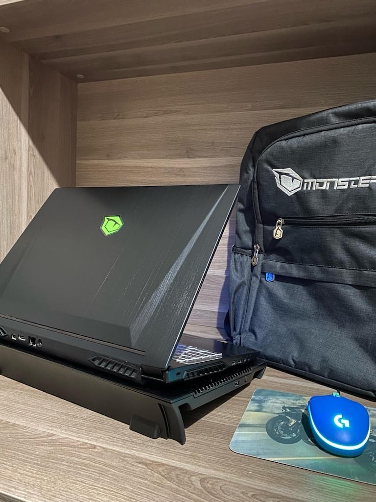 TERTEMİZ 32GB RAM MONSTER GAMİNG LAPTOP - 9