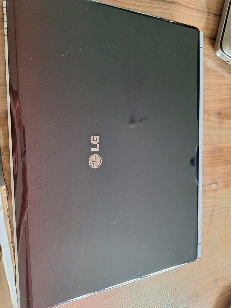 LG ve hp laptop - 2