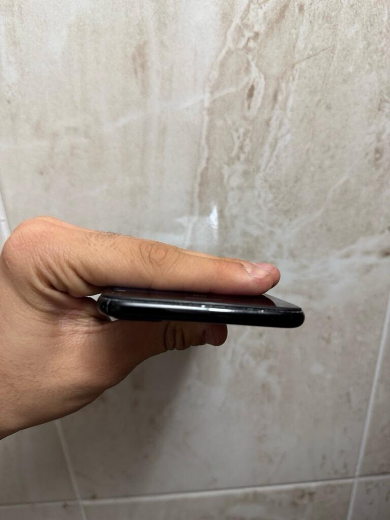 Apple 7 Plus TR cihazı İcoldu kitli - 4