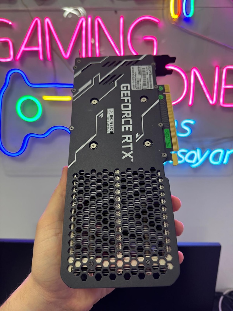 Galax RTX 3060 1-Click OC 192 Bit GDDR6 12 GB Ekran Kartı - 2