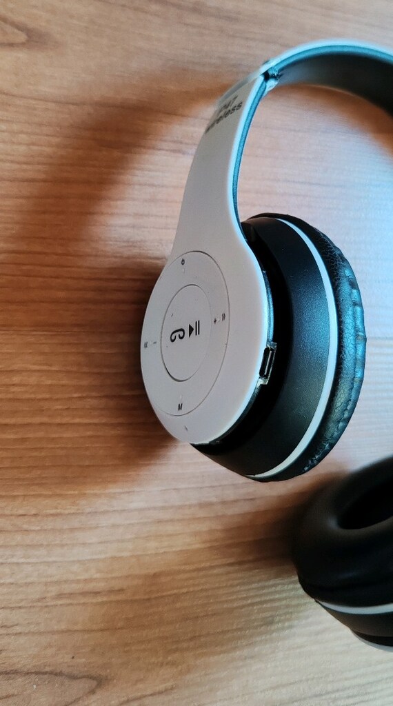 Şarjlı bluetooth kablosuz kulaklık sağlam ve sorunsuz - 5