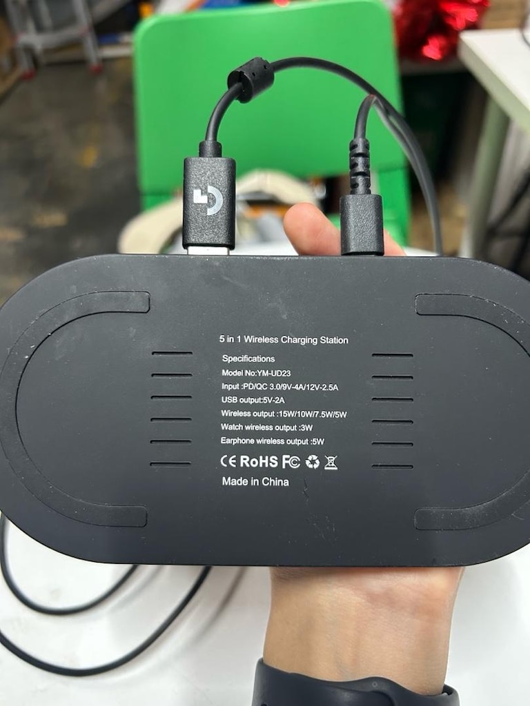 telefon akıllı saat ve kablosuz kulaklık şarj istasyonu - 4