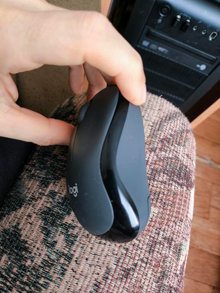 Logitech M221 Silent - 2
