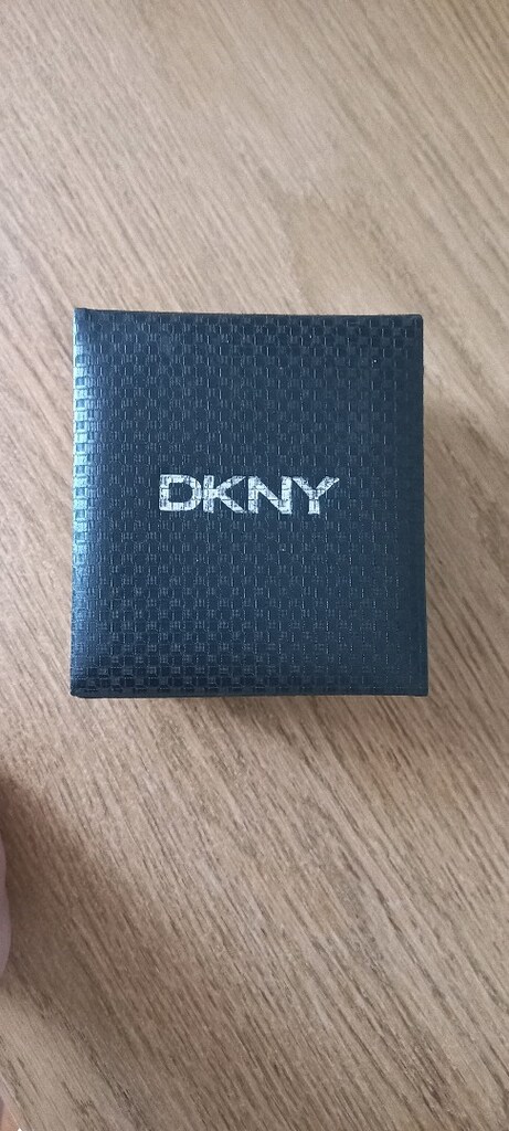 DKNY BAYAN SAAT - 3