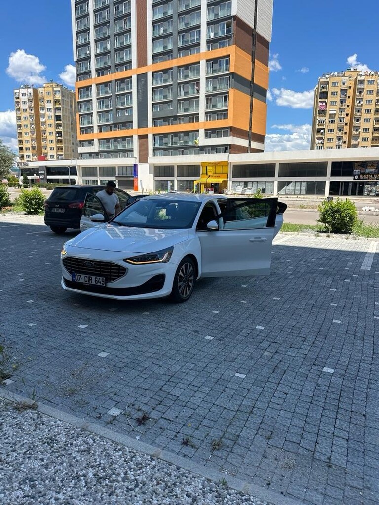 Ford Focus 2024 model 1.5 eco blue - 8