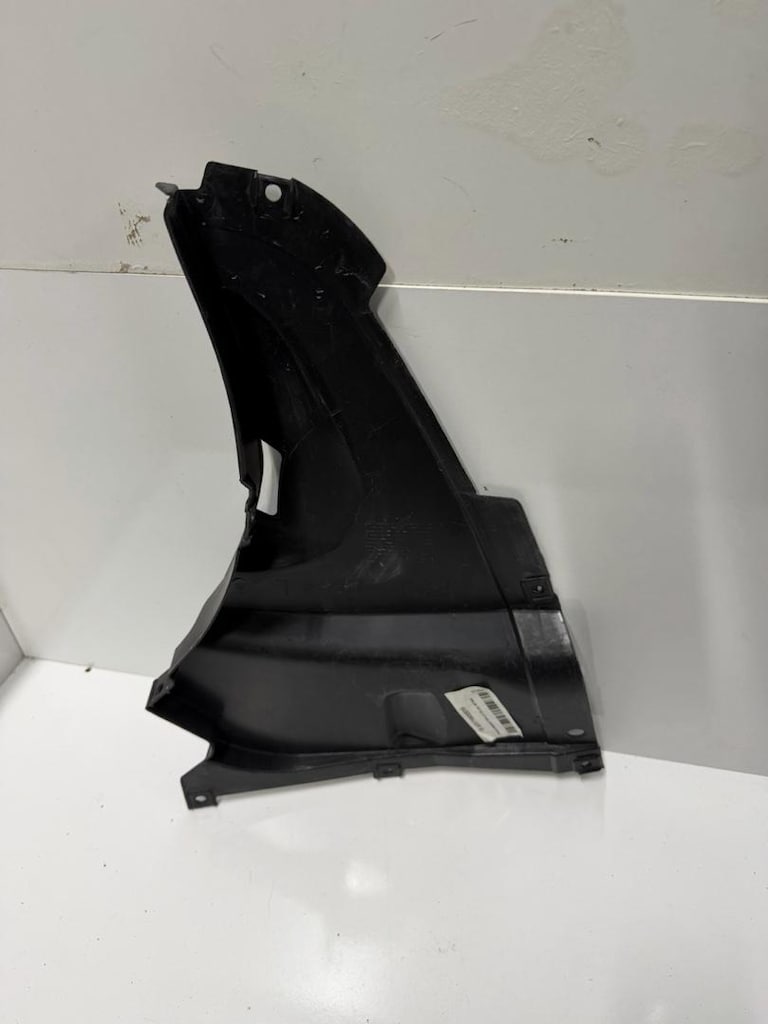 BMW F30+LCI KÜREK BAKALİTİ ÖN SOL 51718055019 sıfır ithal - 2