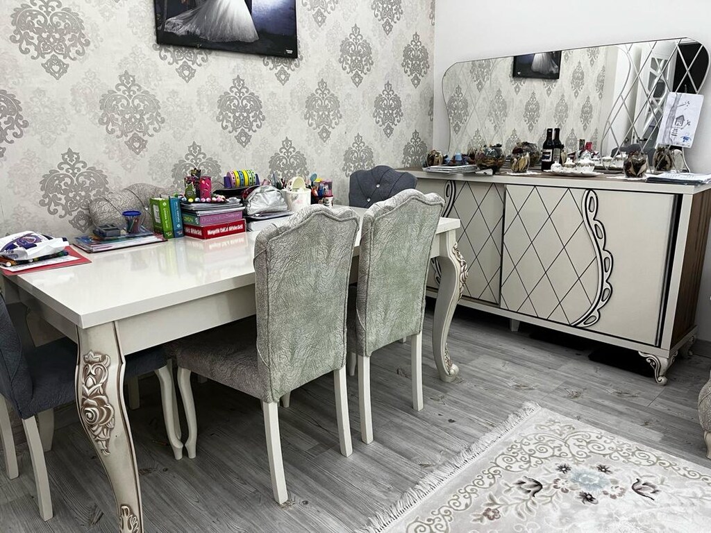 6 kişik yemek masası hiç bir sorunu yoktur - 2