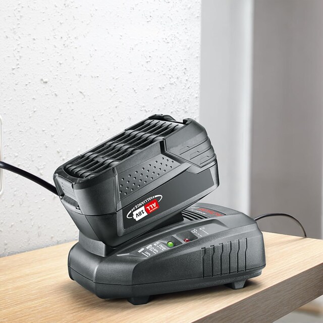 ELDEN - Bosch 1830 CV Şarj Cihazı, 4 Volt (18V 4 Ah) Akü + Şarj Cihazı