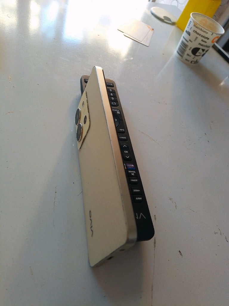 vivo y36 256 gb 16 ram - 3