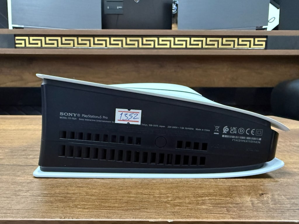 BİLKOM Sony PlayStation 5 Pro 2TB CFI-7021 Tek Kol Oyun Konsolu - 5