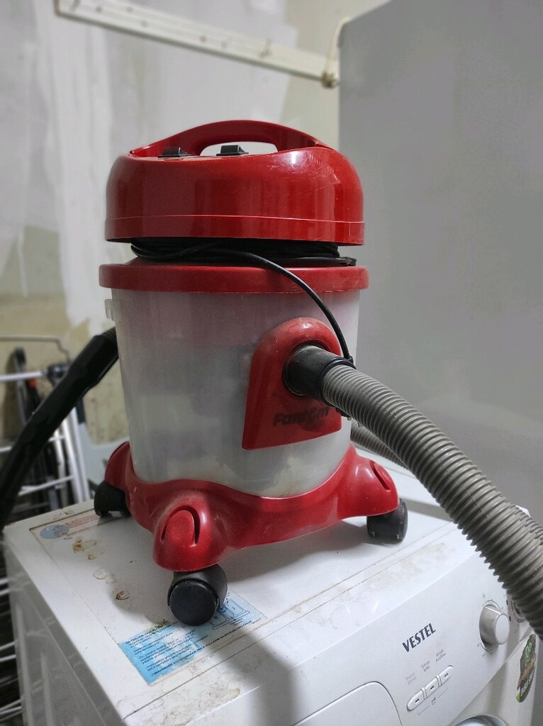 Fantom 2200 W sulu kuru Süpürge - 2