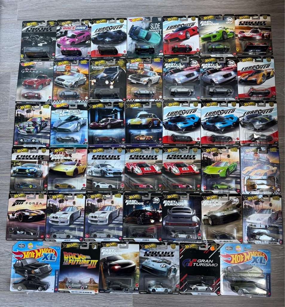HOT WHEELS PREMIUM+CHASE