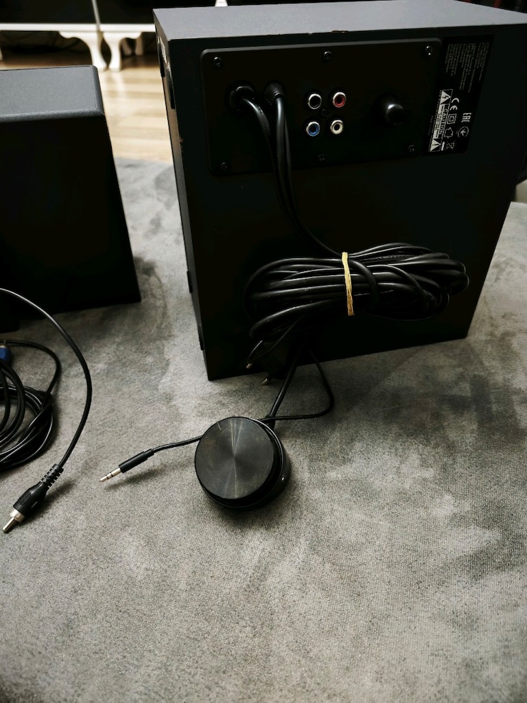 Logitech Z333 2.1 Hoparlör Sistemi (Arızalı / Yedek Parçalık) - 8