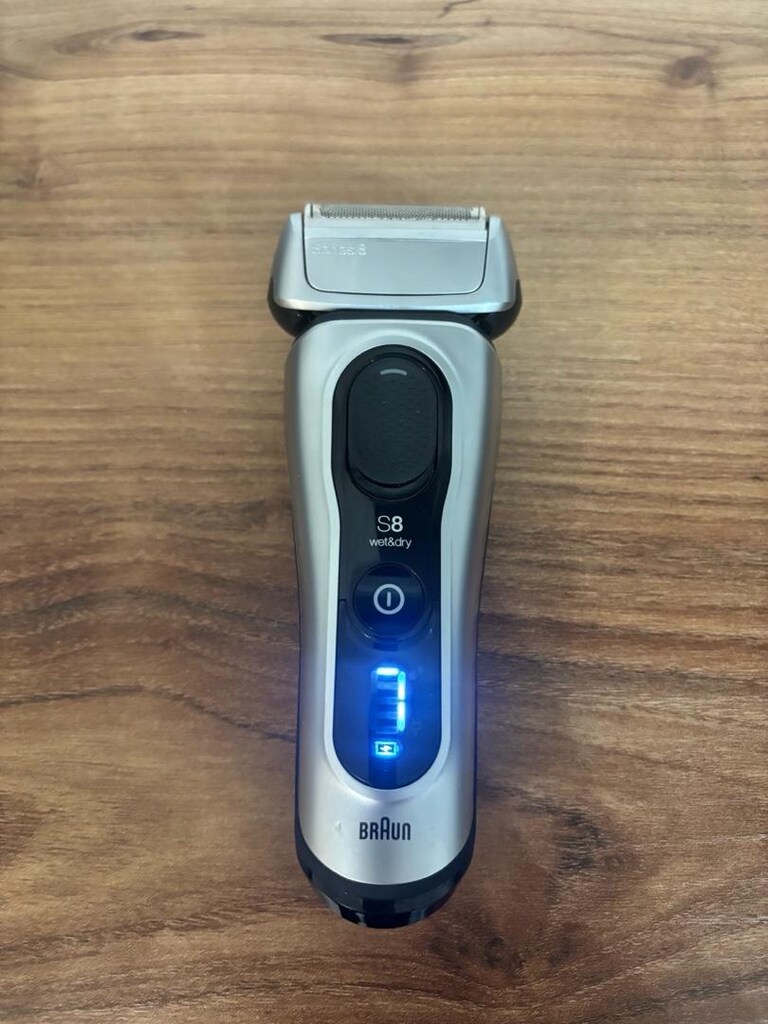 Braun Series 8 Model 8417S Silver - 5