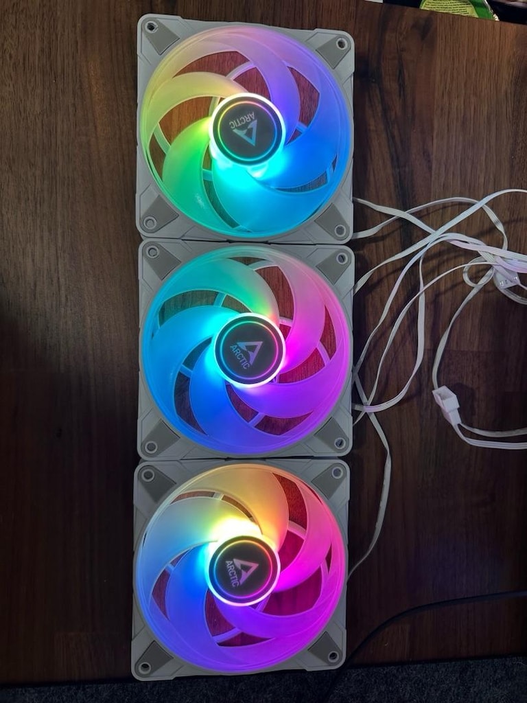 Arctic P12 RGB Fan 3X - 2