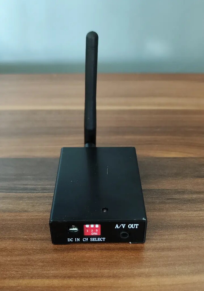 24 Mini-RX 2.4GHz 3Ch Wireless A/V Receiver - 4