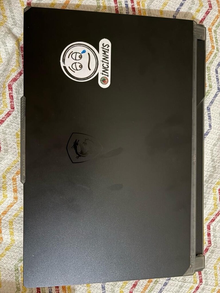 MSI CYBORG 15 A13VF - 5