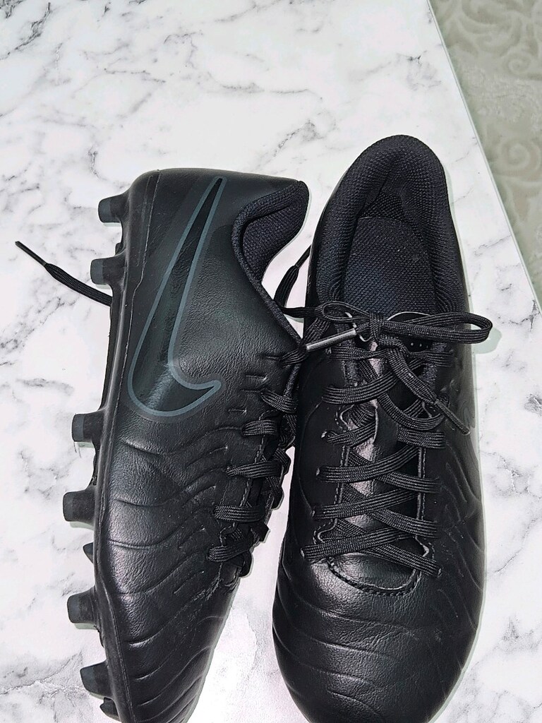 orjinal nike halı saha ayakkabısı yenisinden farksız — görsel 2/3